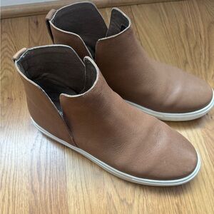 Birdies Brown Slip-On Booties Sneakers EUC
